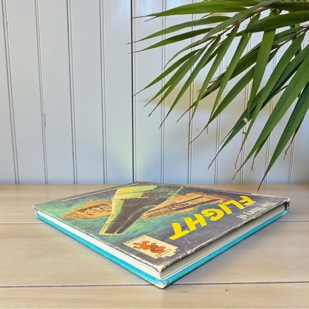 Vintage 1967 – The Story of Flight – Step-Up Books – Random House